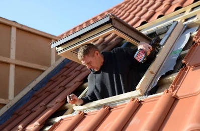 Pose de fenêtres de toit Velux à Courlaoux